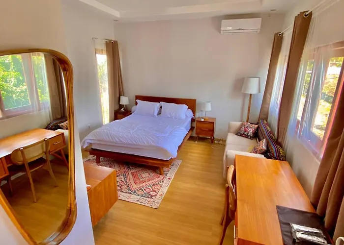 Casa White